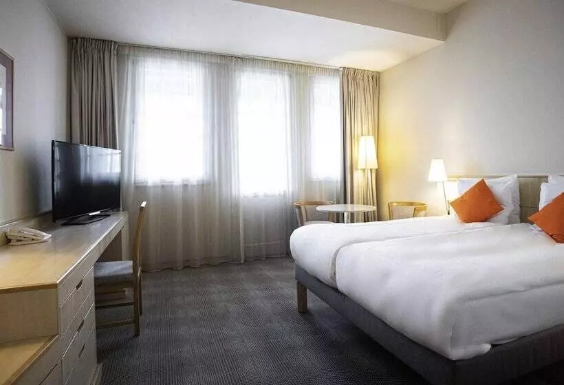 酒店 Mövenpick Budapest Centre