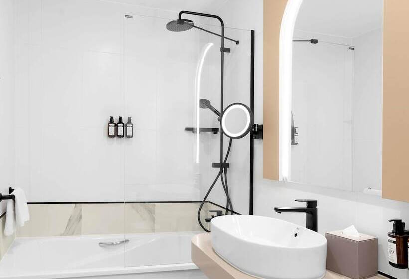 בית מלון כפרי Mövenpick Budapest Centre