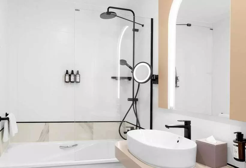 酒店 Mövenpick Budapest Centre