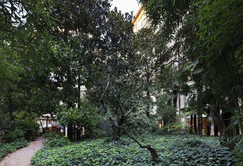 هتل NH Torino Lingotto Congress