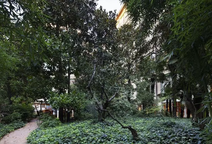 Hotelli NH Torino Lingotto Congress