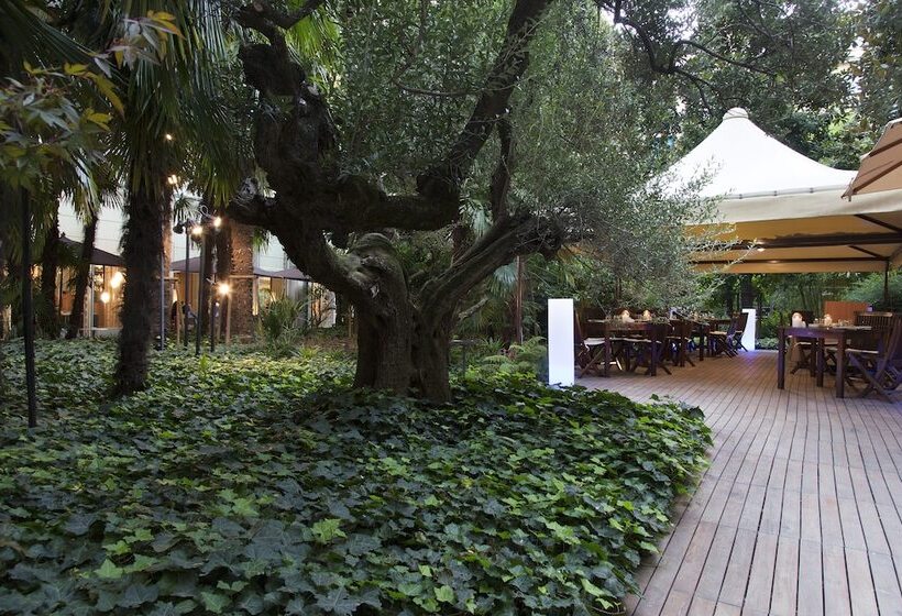 هتل NH Torino Lingotto Congress