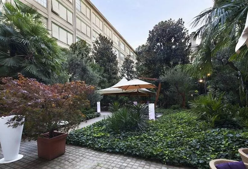 Hotelli NH Torino Lingotto Congress