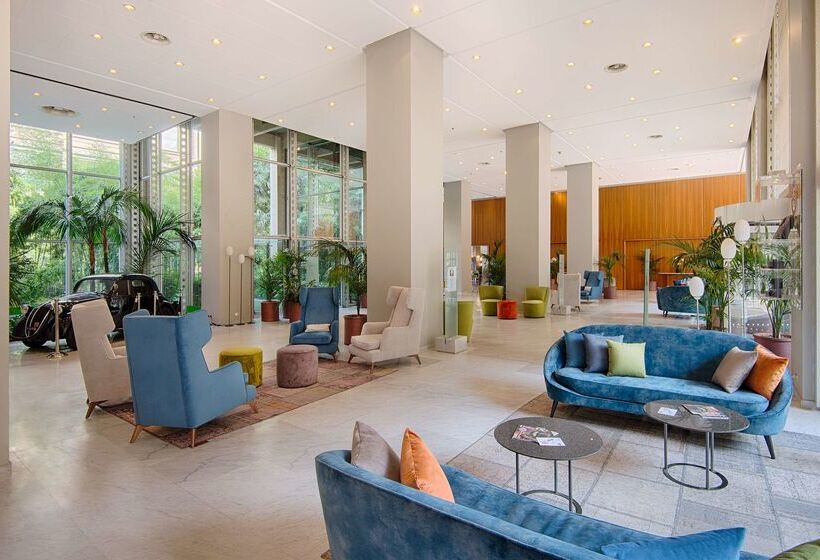 هتل NH Torino Lingotto Congress