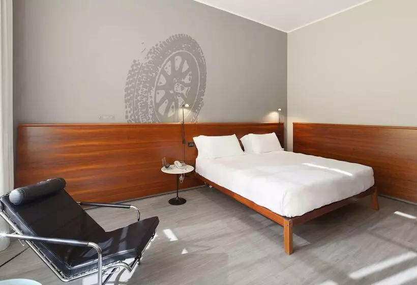 Hotelli NH Torino Lingotto Congress