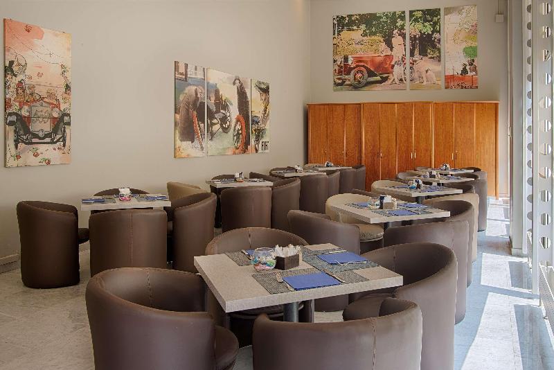 هتل NH Torino Lingotto Congress