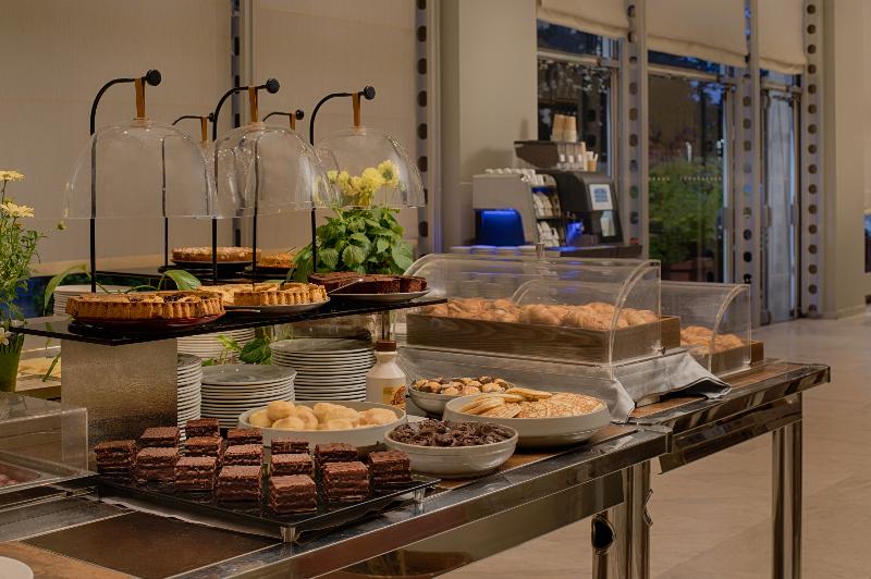 هتل NH Torino Lingotto Congress