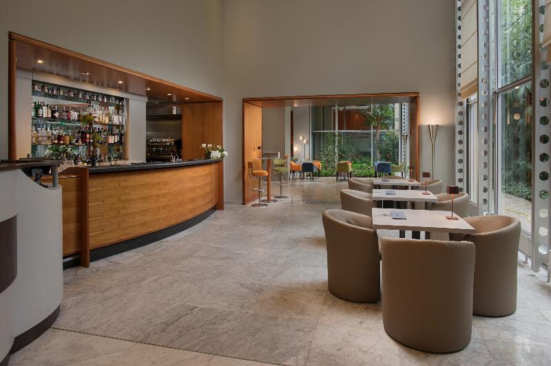 هتل NH Torino Lingotto Congress