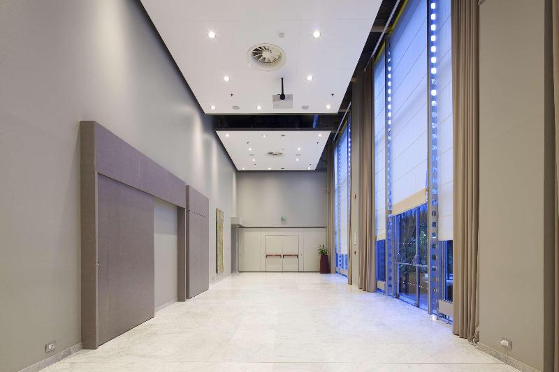 هتل NH Torino Lingotto Congress