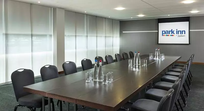 Radisson Hotel And Conference Centre London Heathrow