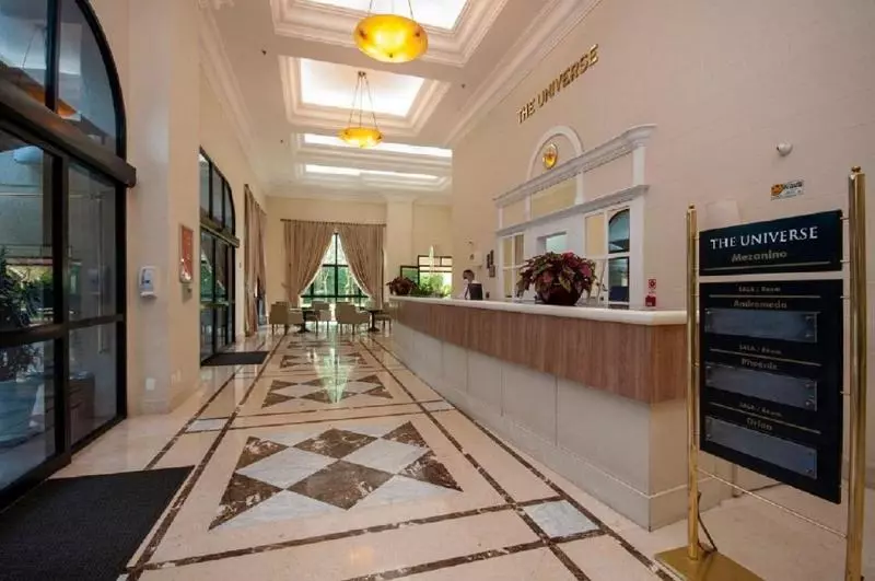 ホテル Intercity The Universe Paulista