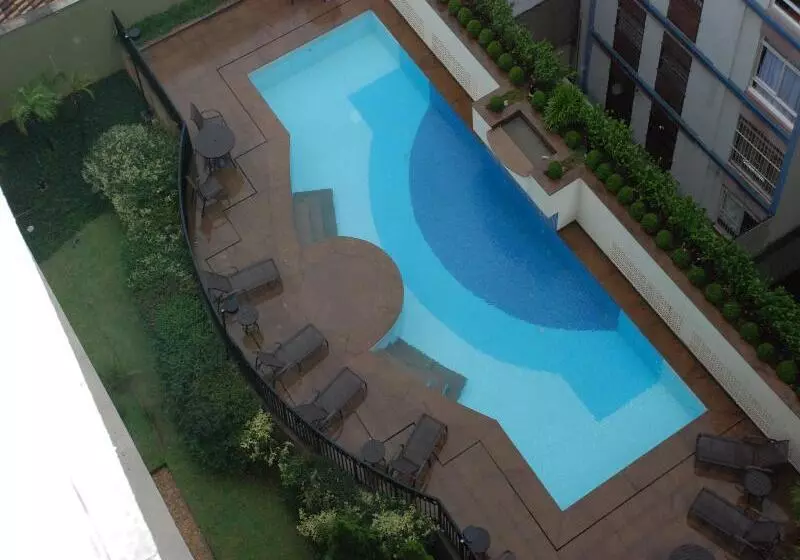 ホテル Intercity The Universe Paulista