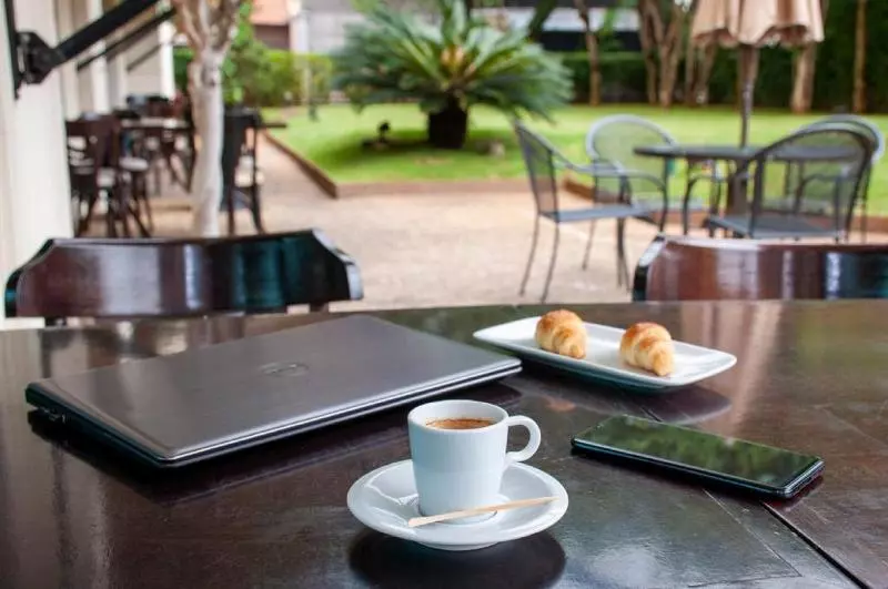 ホテル Intercity The Universe Paulista