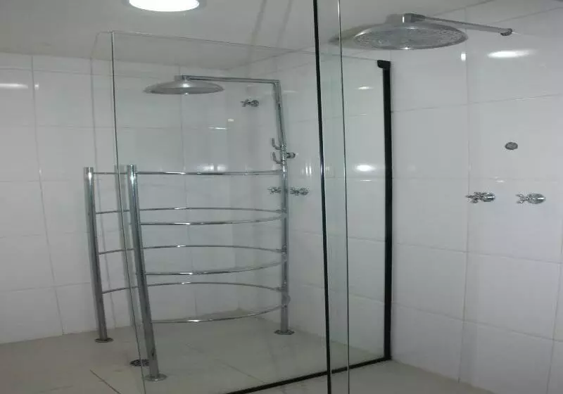 ホテル Intercity The Universe Paulista