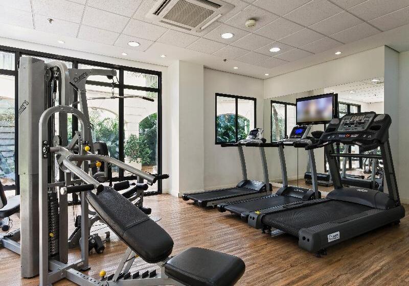 هتل Intercity The Universe Paulista