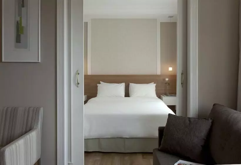 ホテル Intercity The Universe Paulista