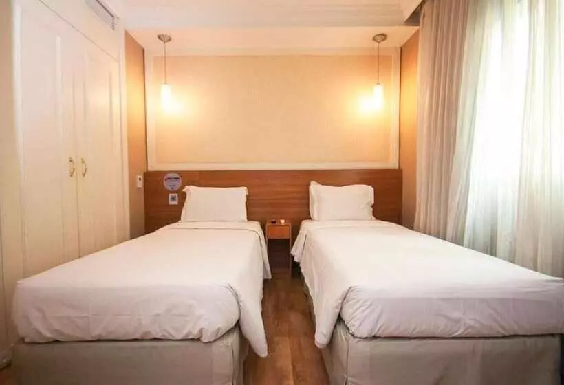 ホテル Intercity The Universe Paulista