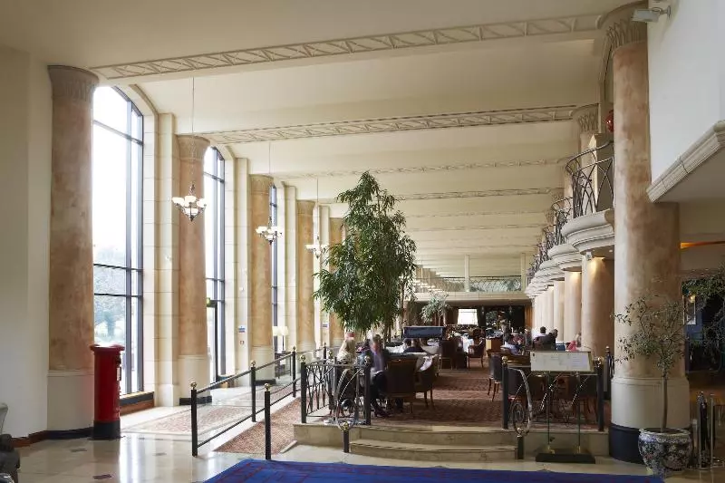 אתר נופש The Manor House At Celtic Manor