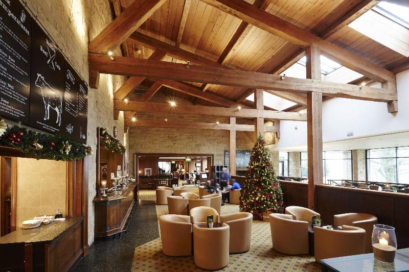 리조트 The Manor House At Celtic Manor