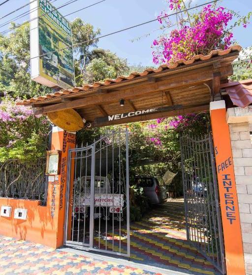 旅馆 Hostal Chimenea