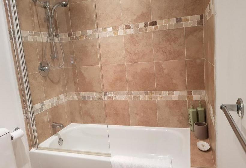 Brownes Condominium 1