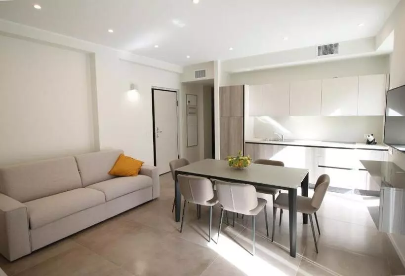 Casa Vacanze Residence Ideale Suites And Apartments