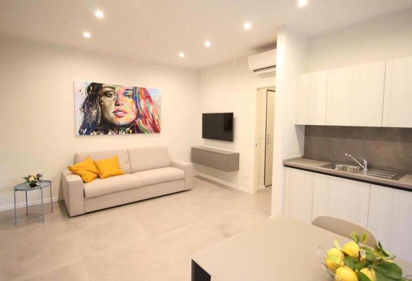 Casa Vacanze Residence Ideale Suites And Apartments