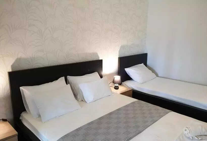 Majatalo Apartmani I Sobe Goca