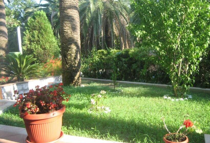 پانسیون Apartmani I Sobe Goca