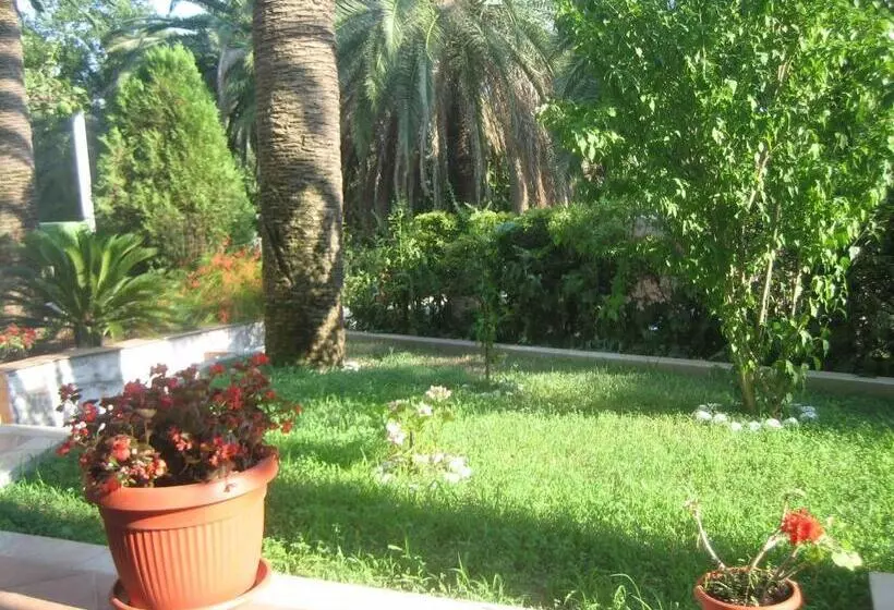 Majatalo Apartmani I Sobe Goca