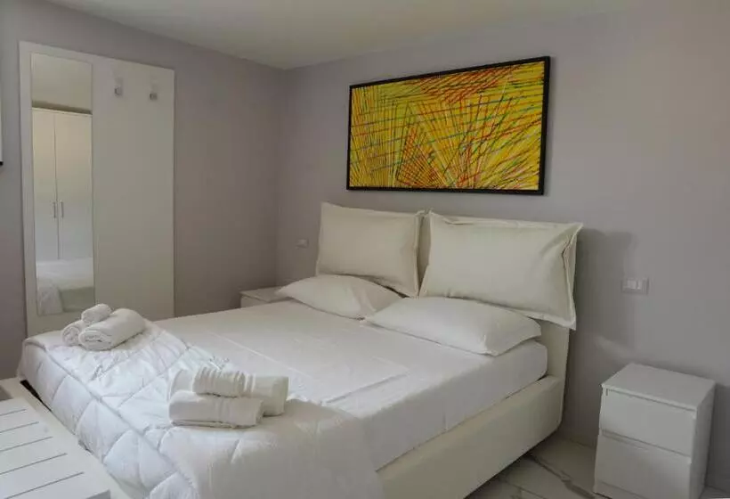 ペンション Dimore Pietrapenta Apartments, Suites & Rooms   Via Lucana 223, Via Piave 23, Via Chiancalata 16, Vi