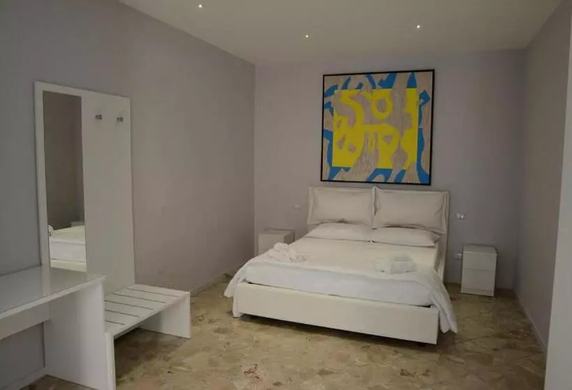 ペンション Dimore Pietrapenta Apartments, Suites & Rooms   Via Lucana 223, Via Piave 23, Via Chiancalata 16, Vi
