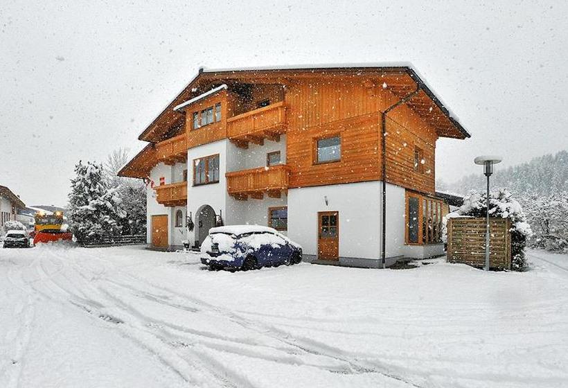 ペンション Haus Salzburgerland