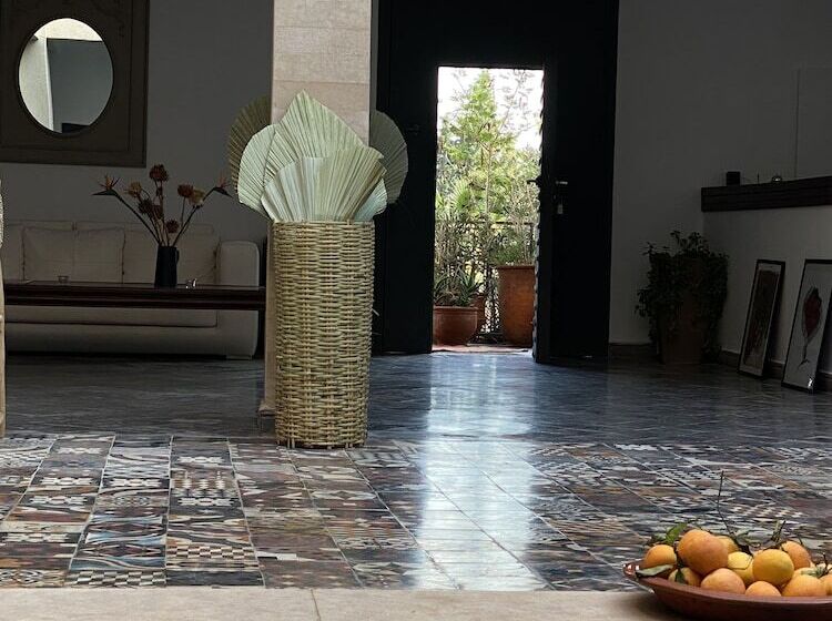 پانسیون Le Patio Du Lac