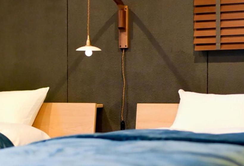 פנסיון Sima Inn