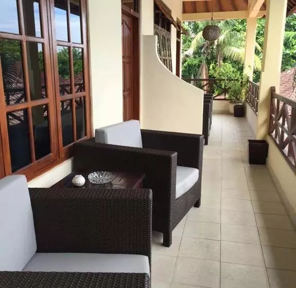 ペンション Villa Jaya