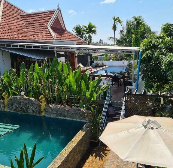 Hotell Antonios Villa