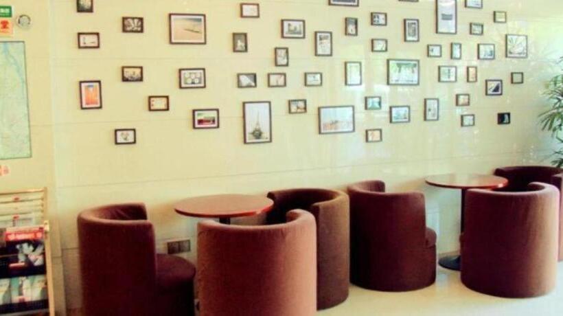 호텔 Greentree Inn Yangzhou West Passenger Station Baixiang Road Express