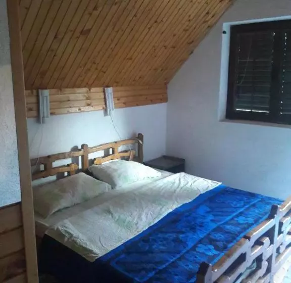 پانسیون Apartments Zekovic