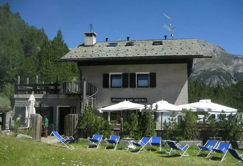 Majatalo Chalet Villa Valania