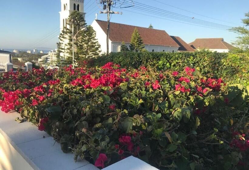 پانسیون Cheviot Place Guest House