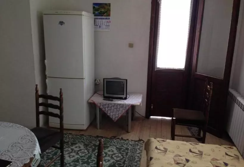 پانسیون Katya Guest House
