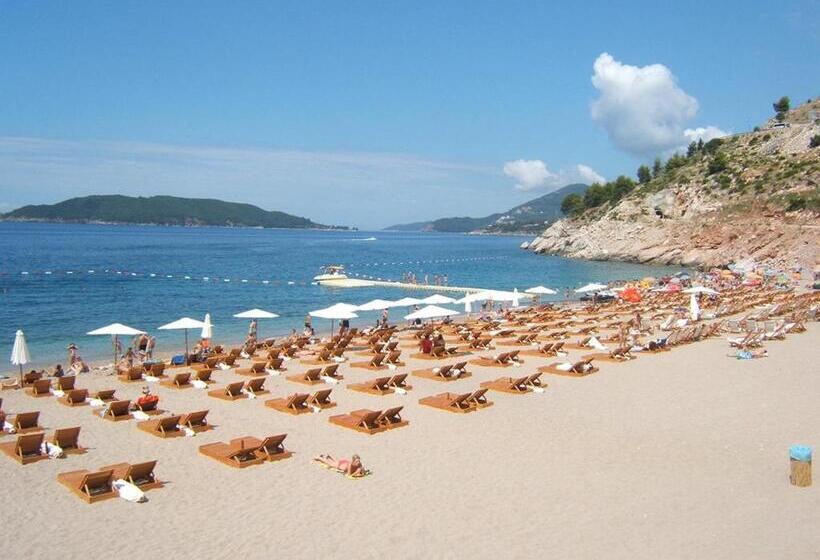 پانسیون Villa Sara Guesthouse