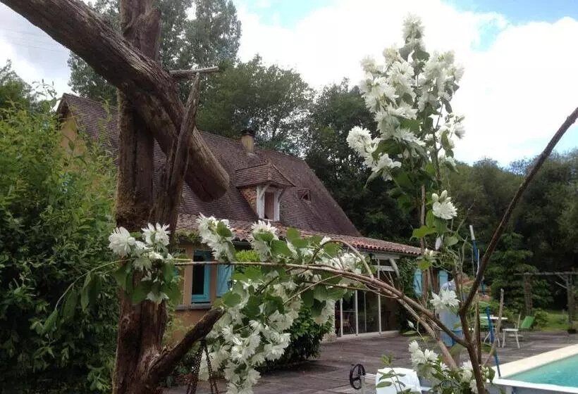 ベッドアンドブレックファースト Maison D'hôtes Le Moulin Pointu