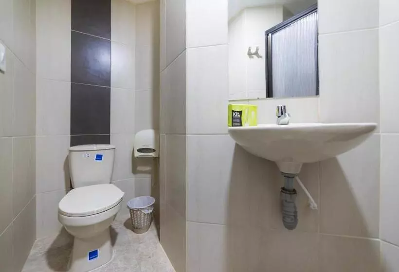 ホテル Ayenda 1122 Victoria