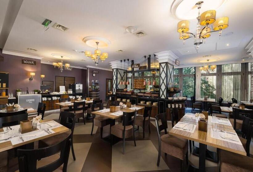 Carlton Hotel Buda Castle