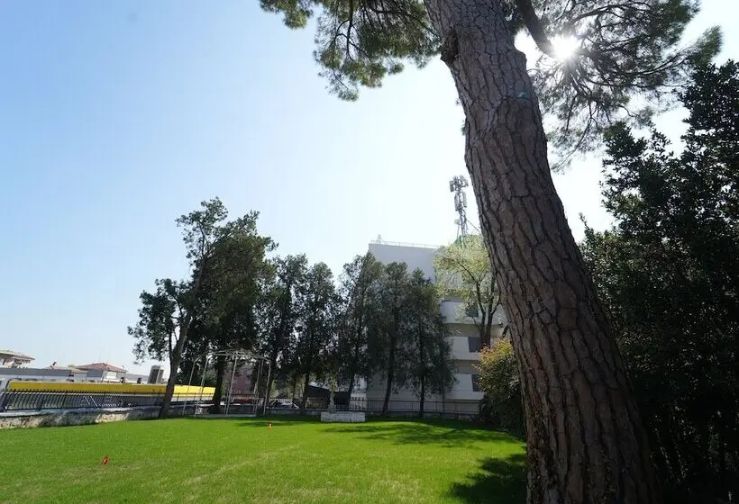 Cavallo Hotel Verona Est