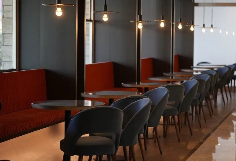 Cavallo Hotel Verona Est