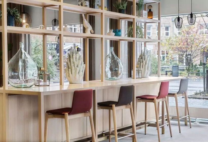 בית מלון כפרי Best Western Plus Airport