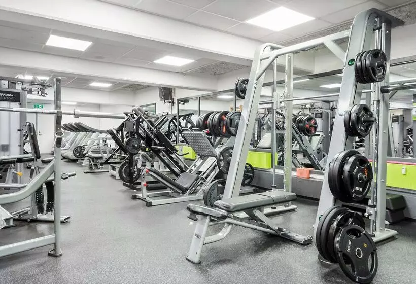 בית מלון כפרי Best Western Plus Airport